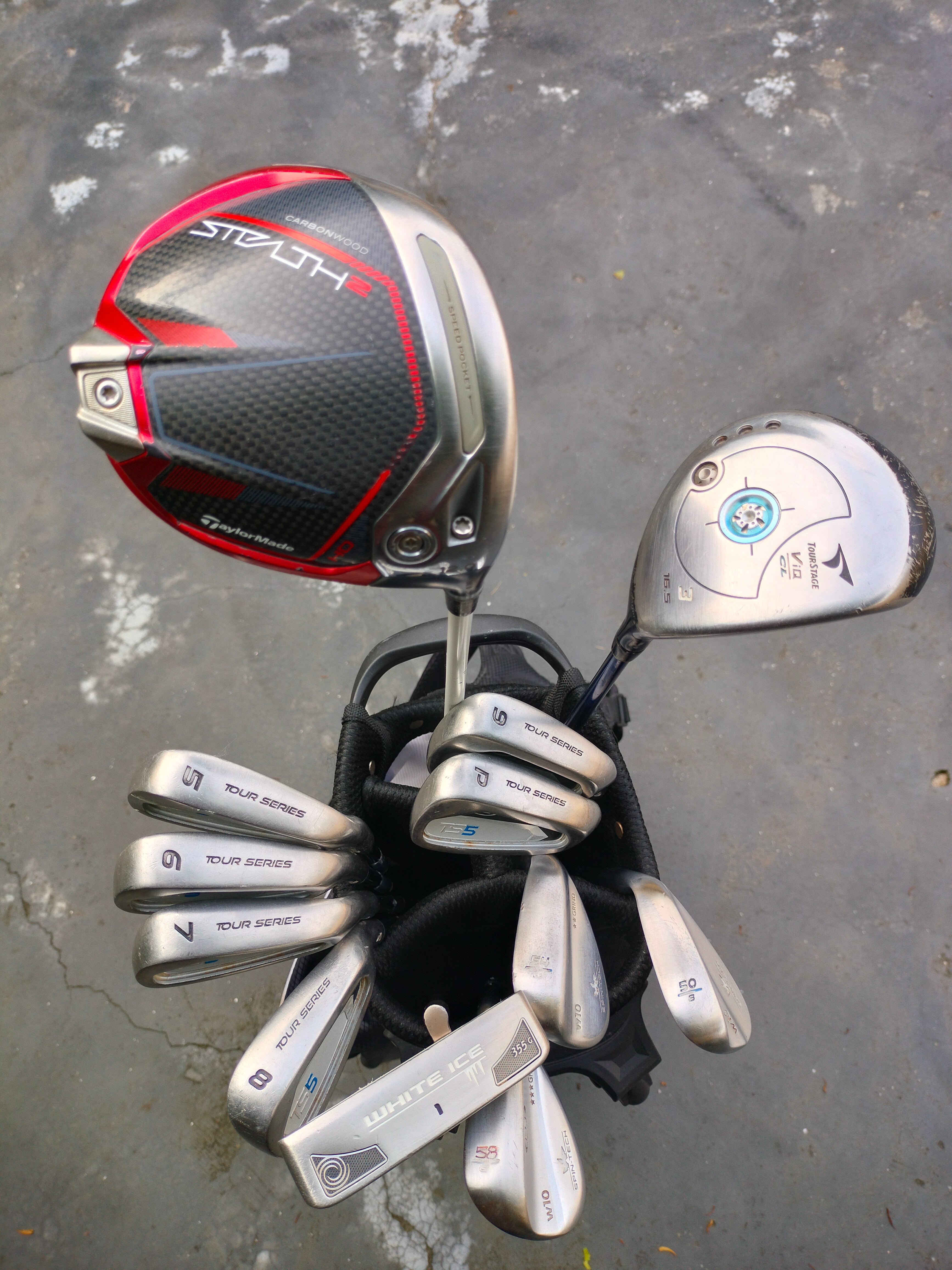 US Kids Tour Series TS5 W-10 57" - 12 Clubs Assorted Golf Set