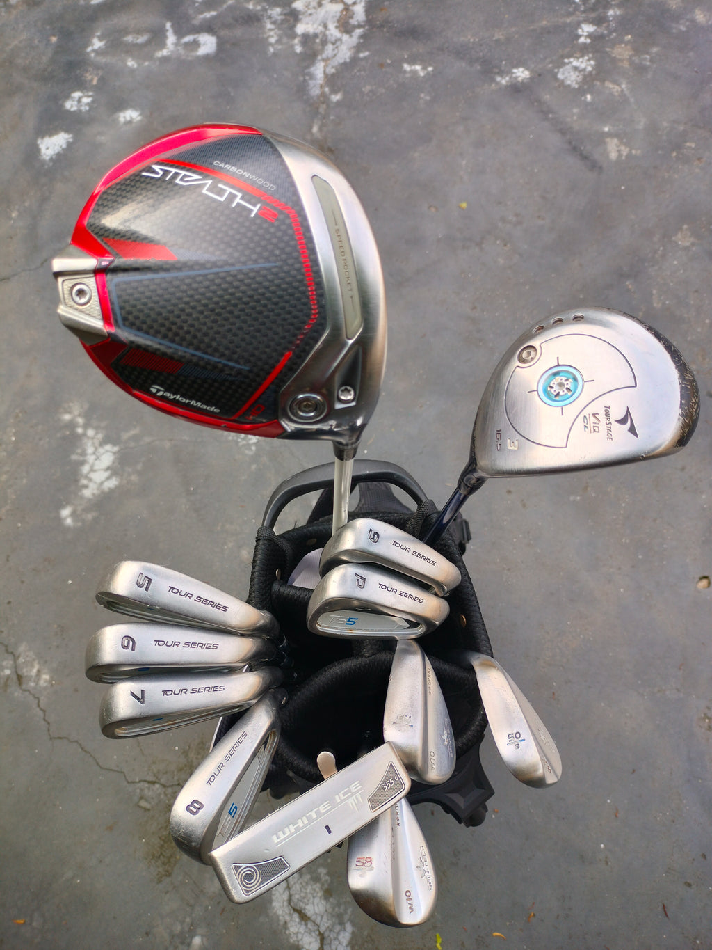 US Kids Tour Series TS5 W-10 57" - 12 Clubs Assorted Golf Set