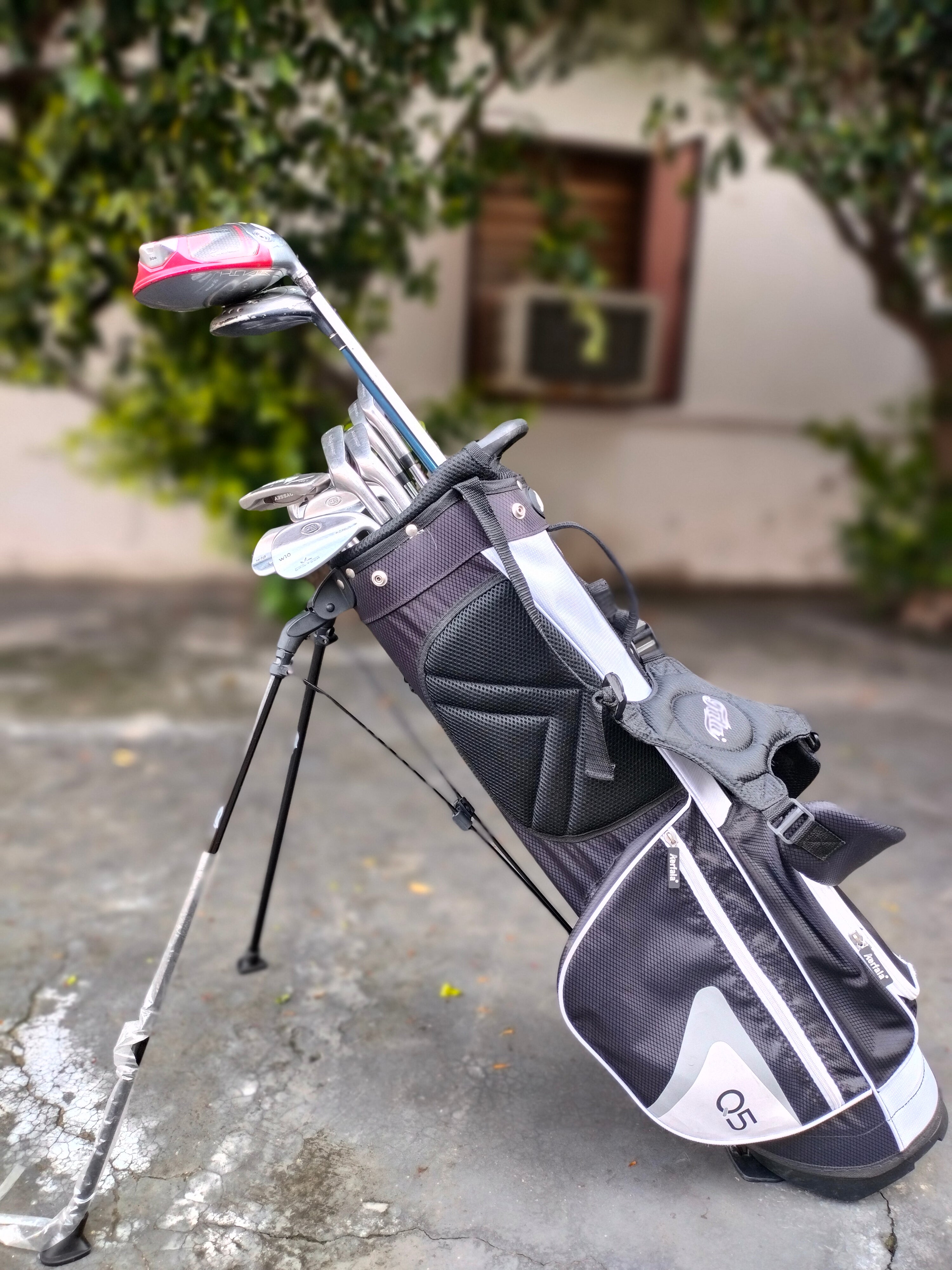 US Kids Tour Series TS5 W-10 57" - 12 Clubs Assorted Golf Set