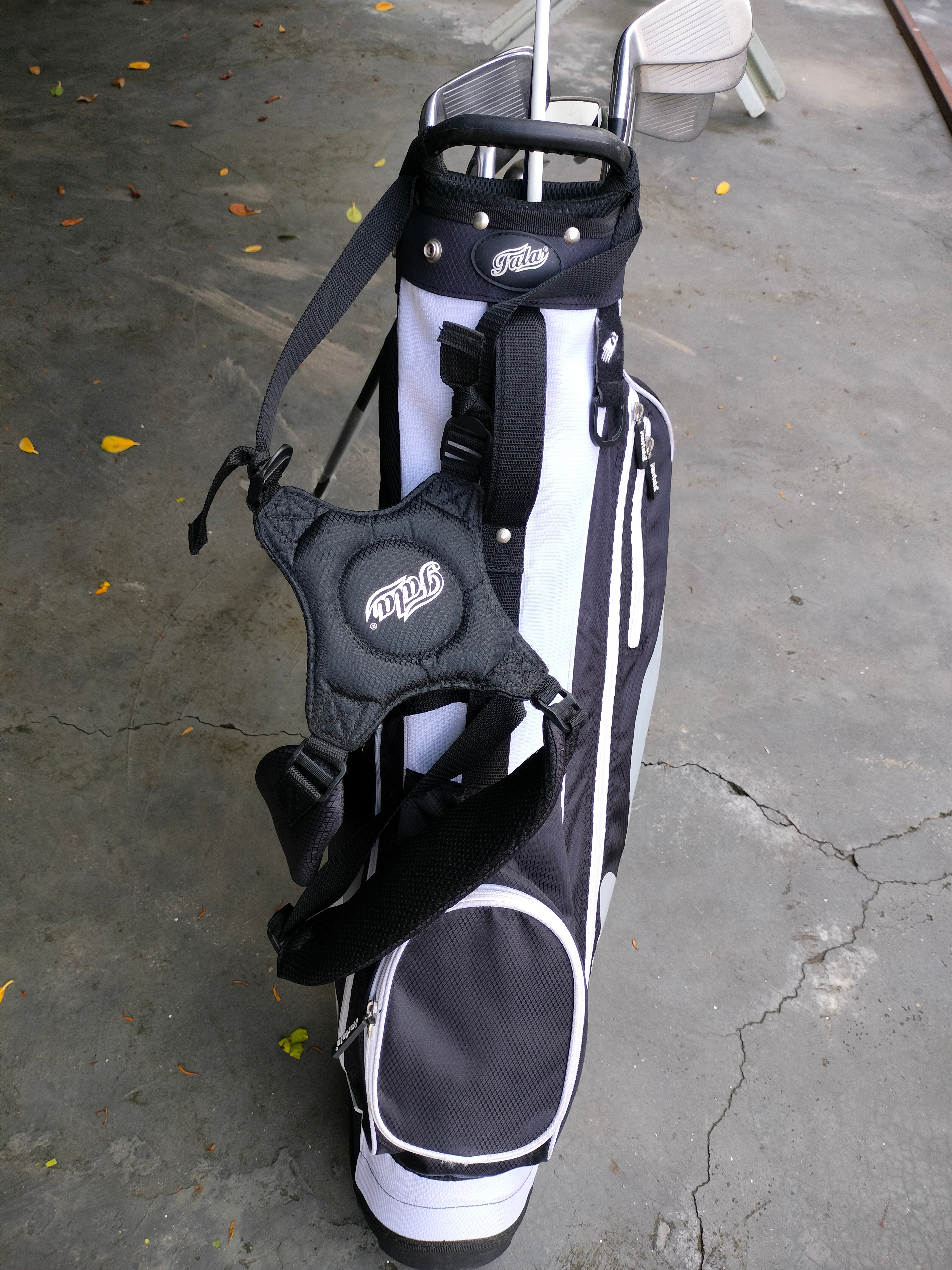 US Kids Tour Series TS5 W-10 57" - 12 Clubs Assorted Golf Set