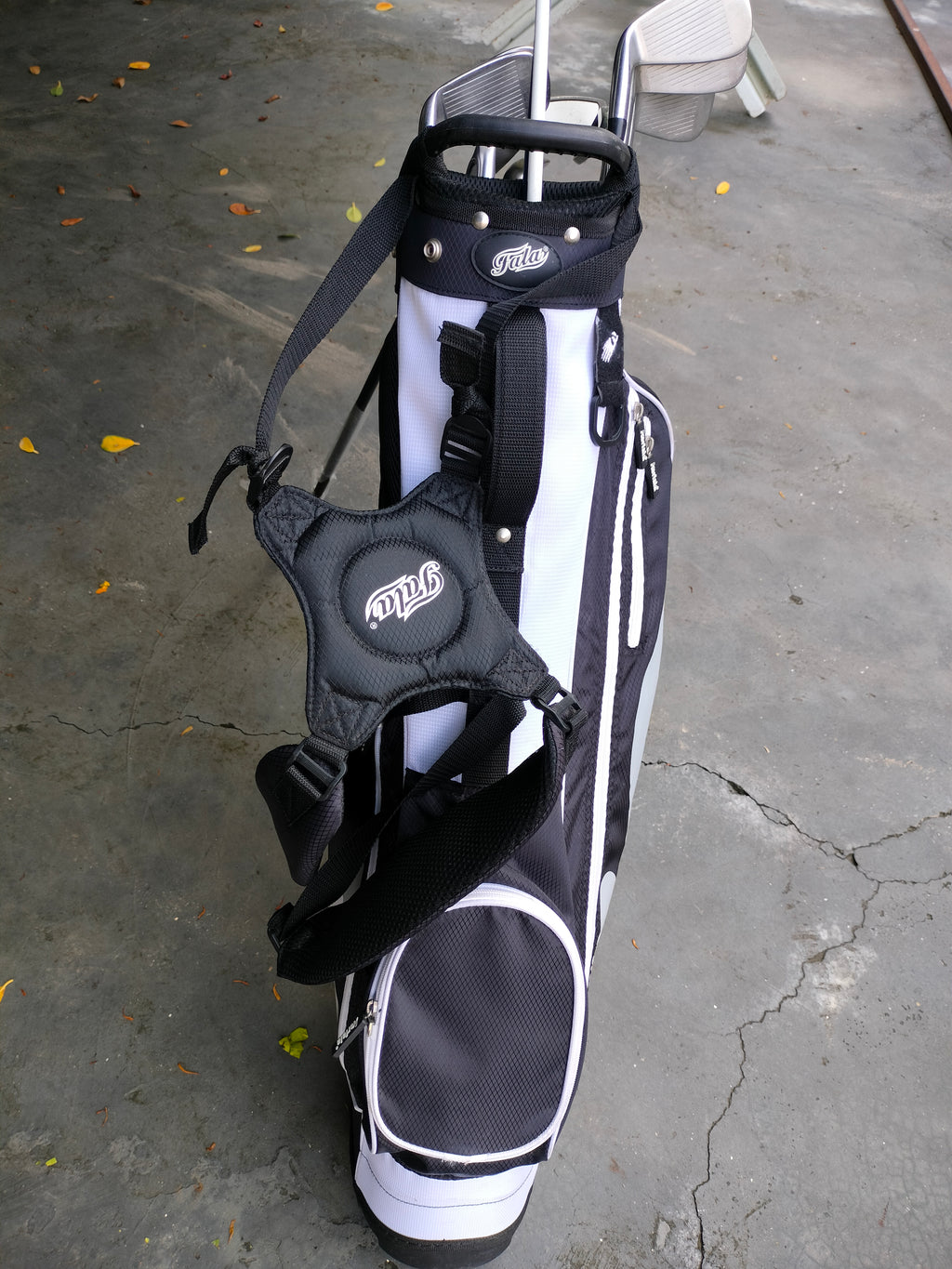 US Kids Tour Series TS5 W-10 57" - 12 Clubs Assorted Golf Set