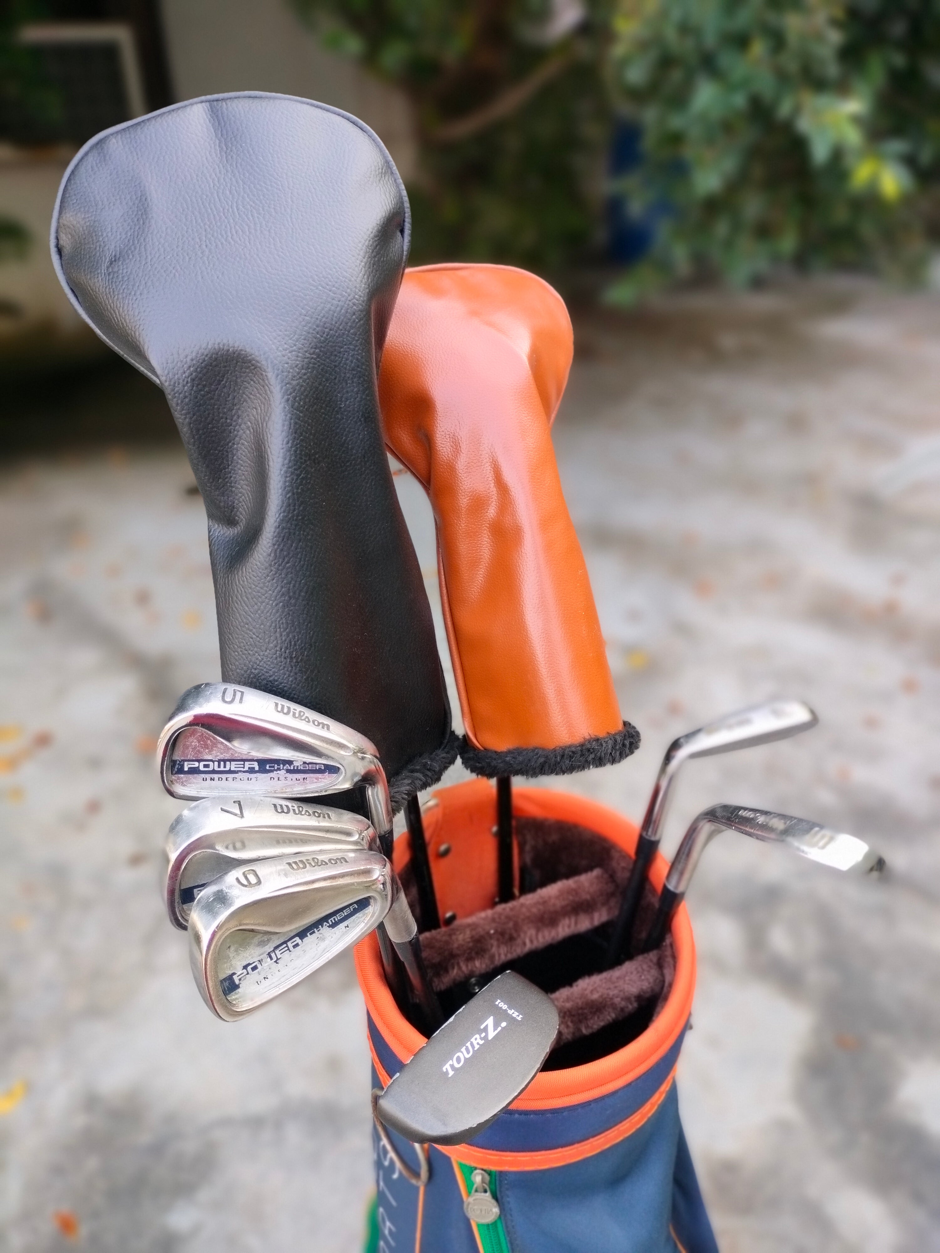 Wilson Golf Half Set - 8 clubs + Bag