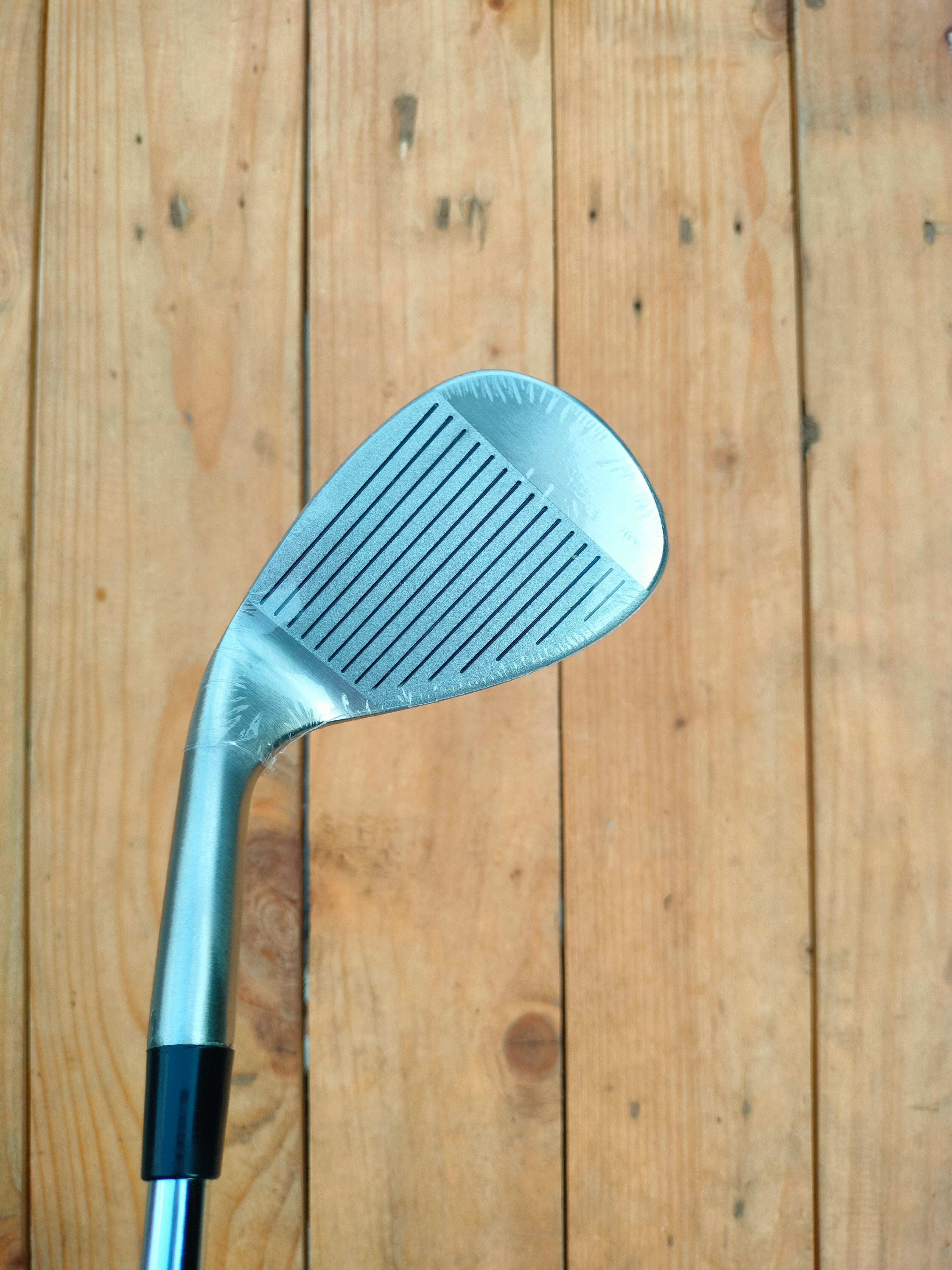 Professional Open Series 690 56° Sand Wedge