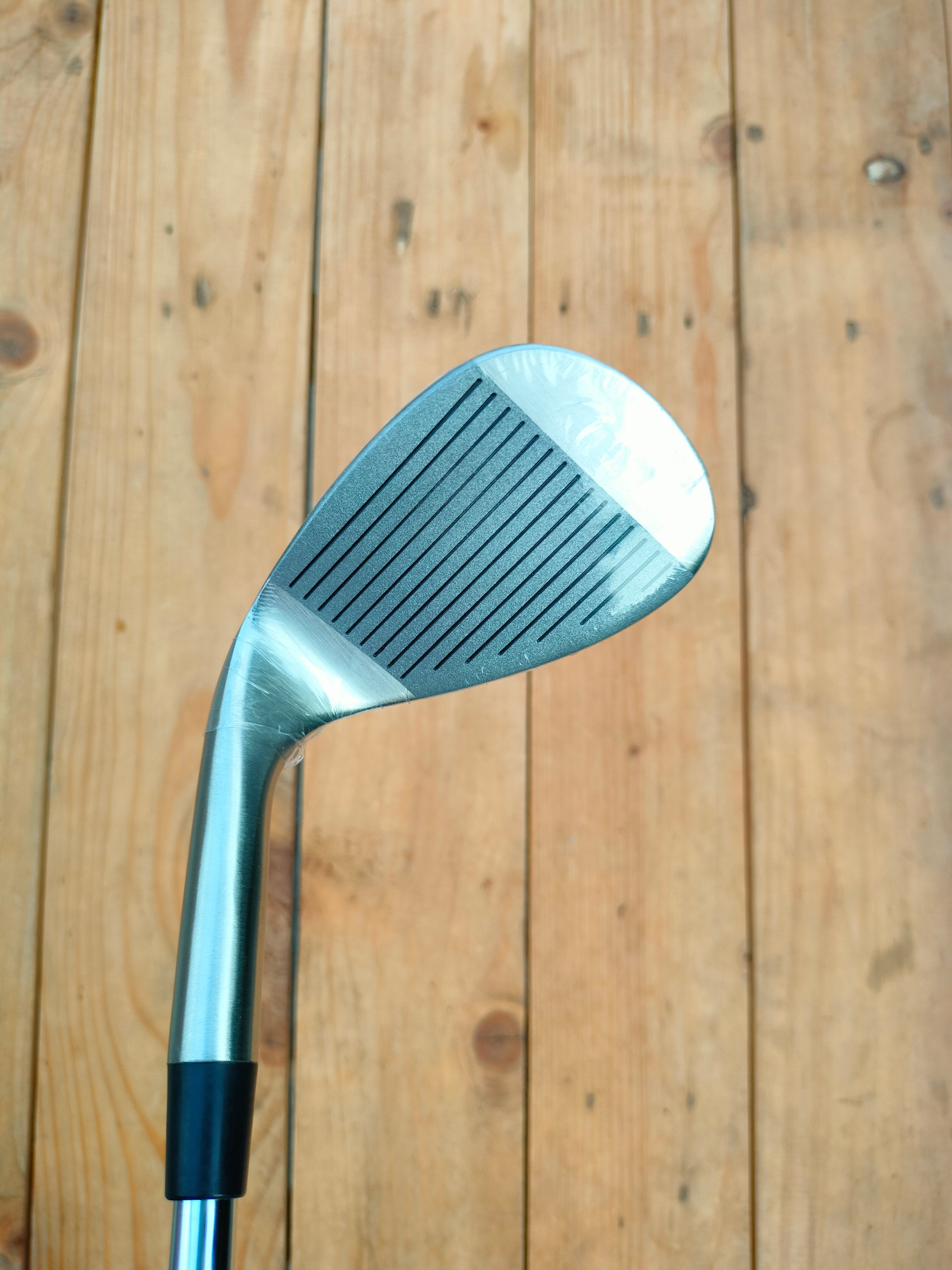 Professional Open Series 690 60° Lob Wedge