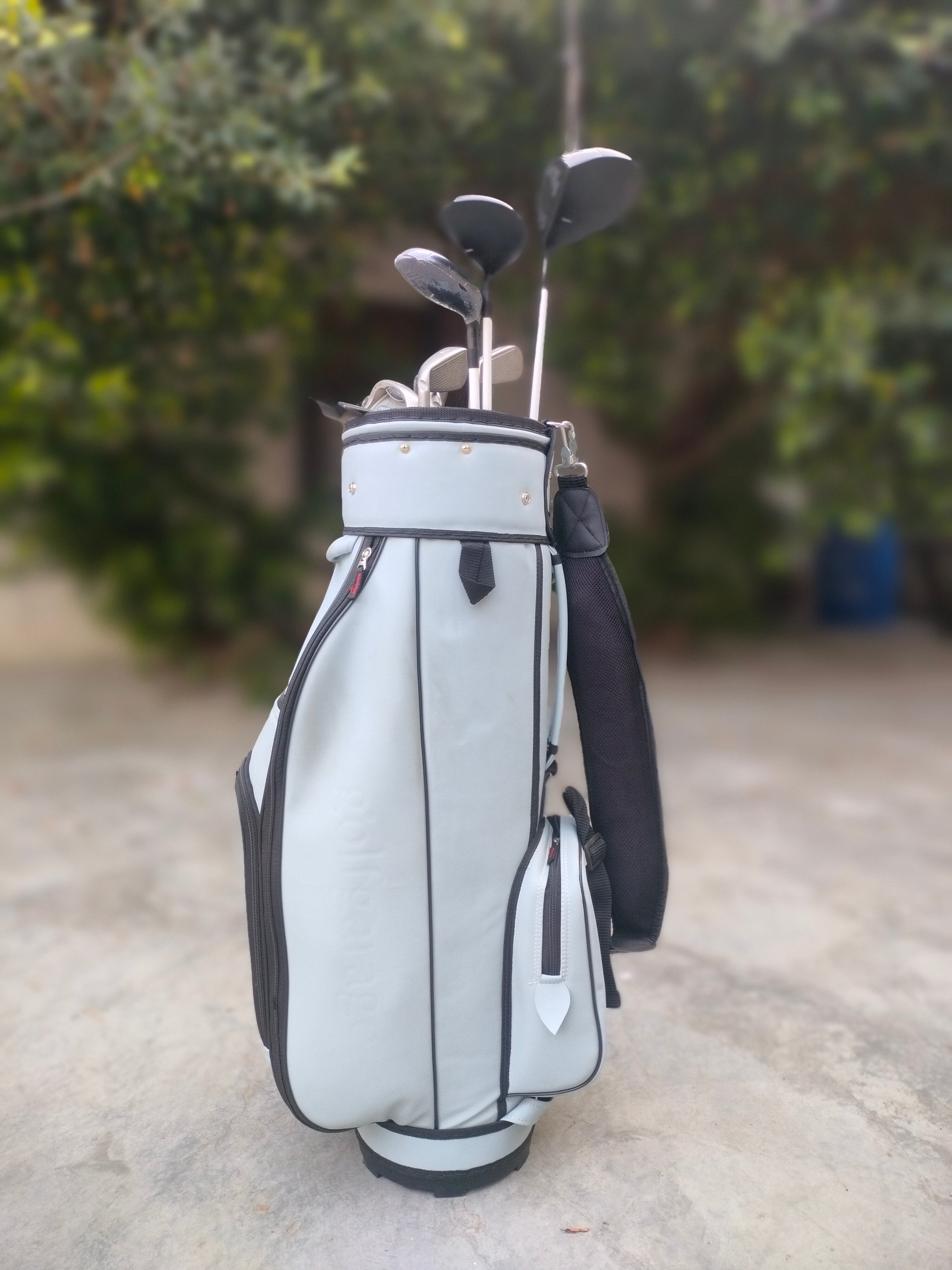 Ping Golf Assorted Ladies Full Set - 11 Clubs + Bag