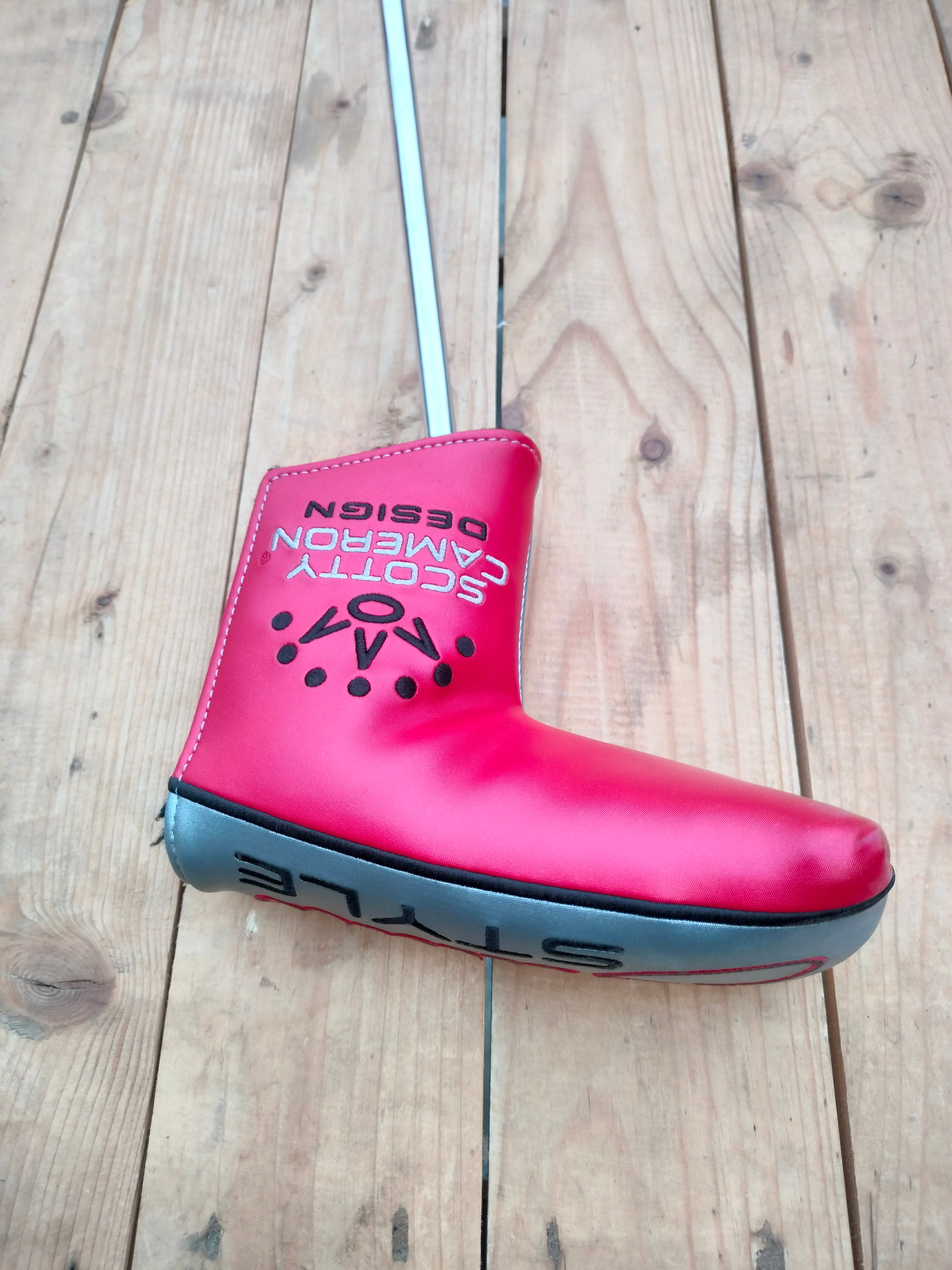 Scotty Cameron Studio Style Newport 2.5 Plus Putter