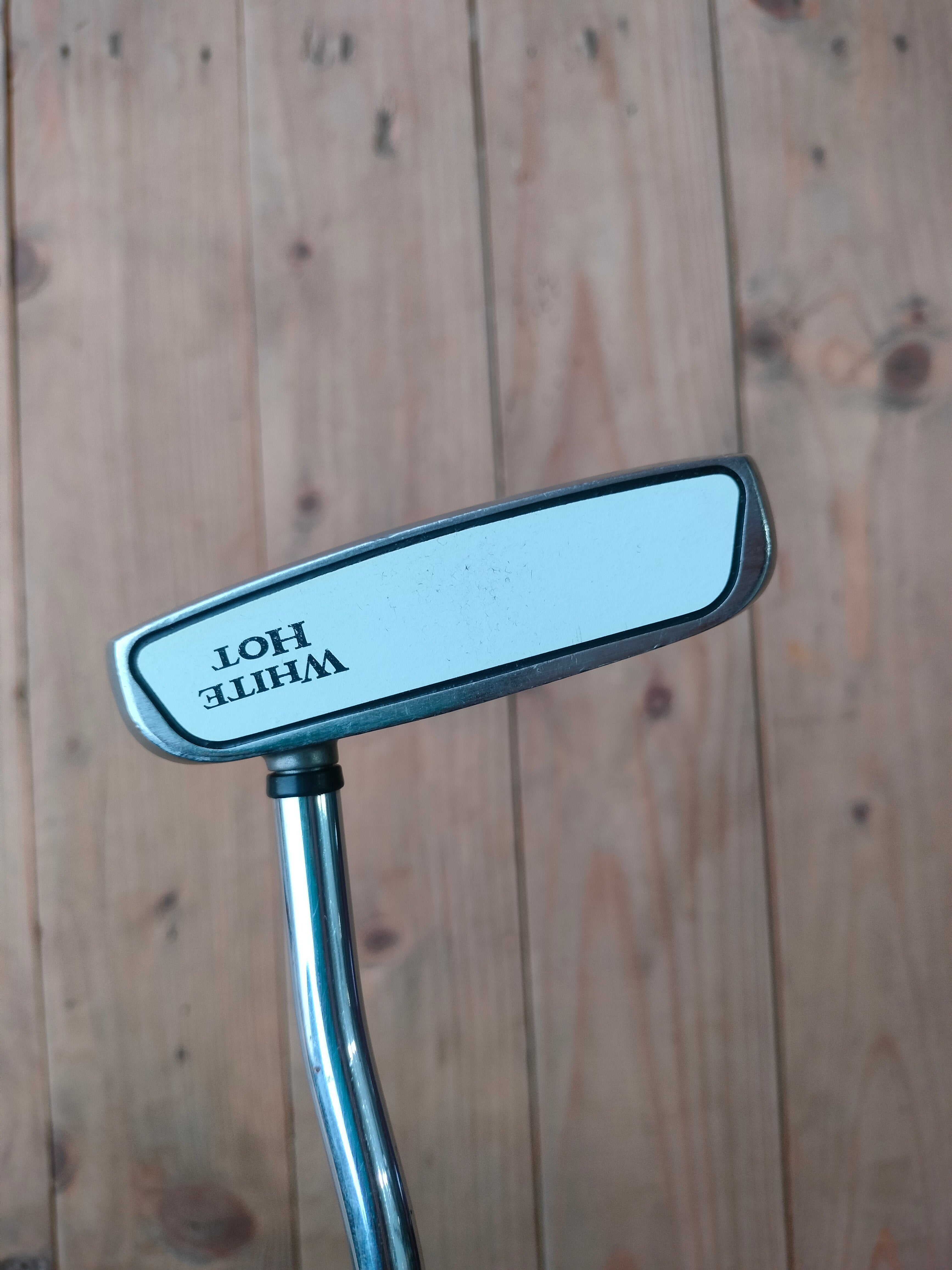 Odyssey White Hot 2-Ball Putter