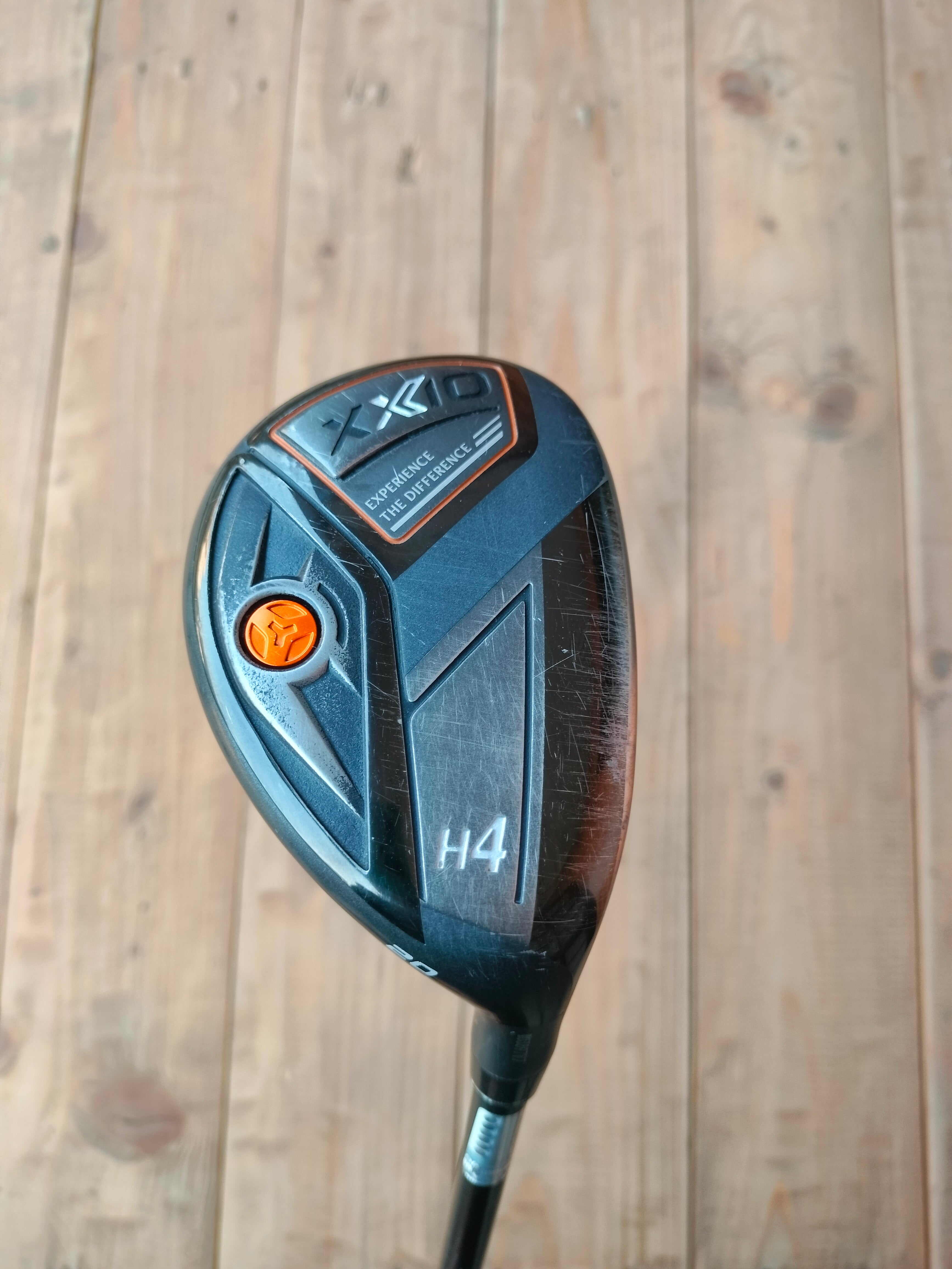 XXIO X Black #4 Hybrid