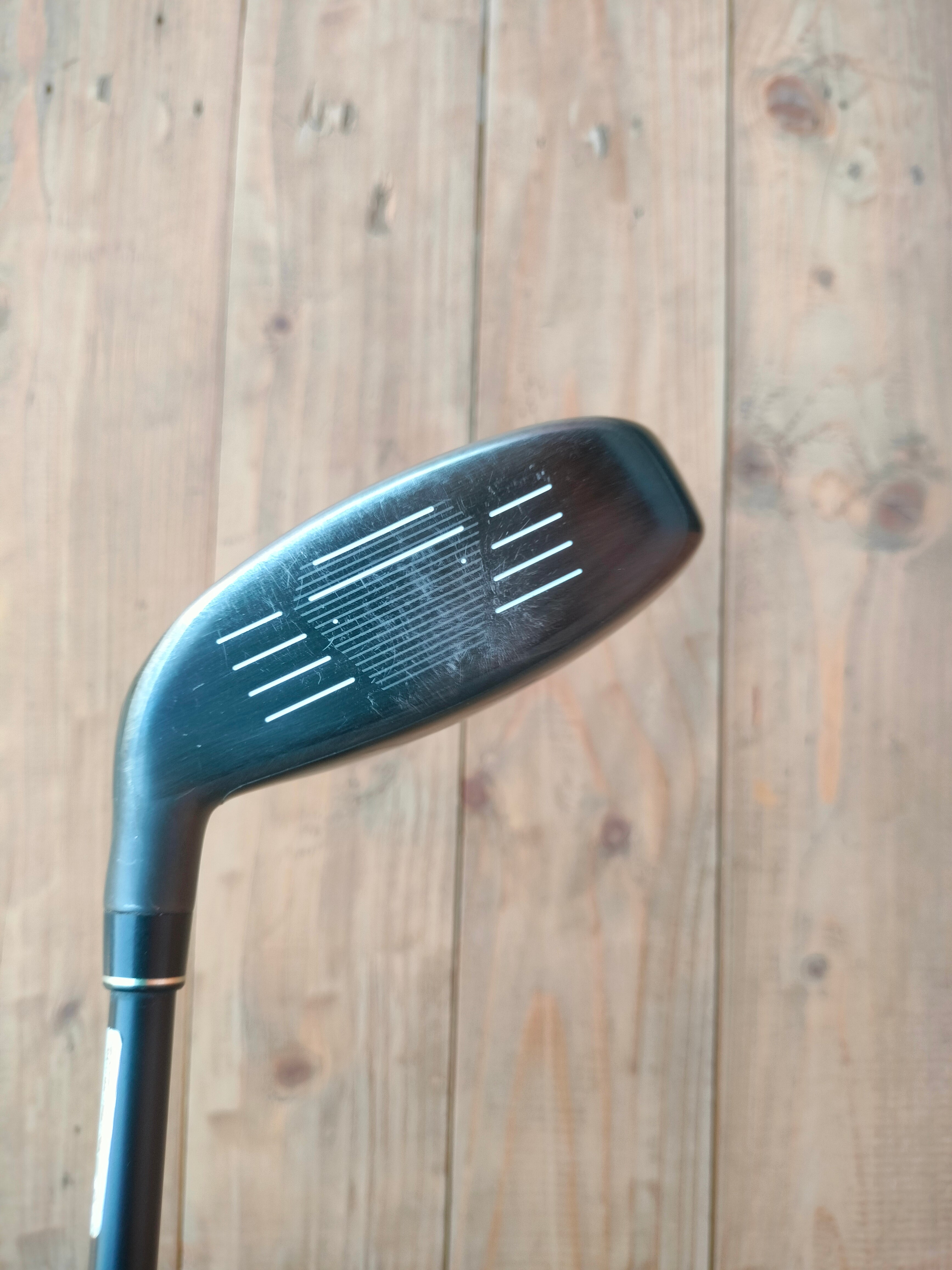 XXIO X Black #4 Hybrid