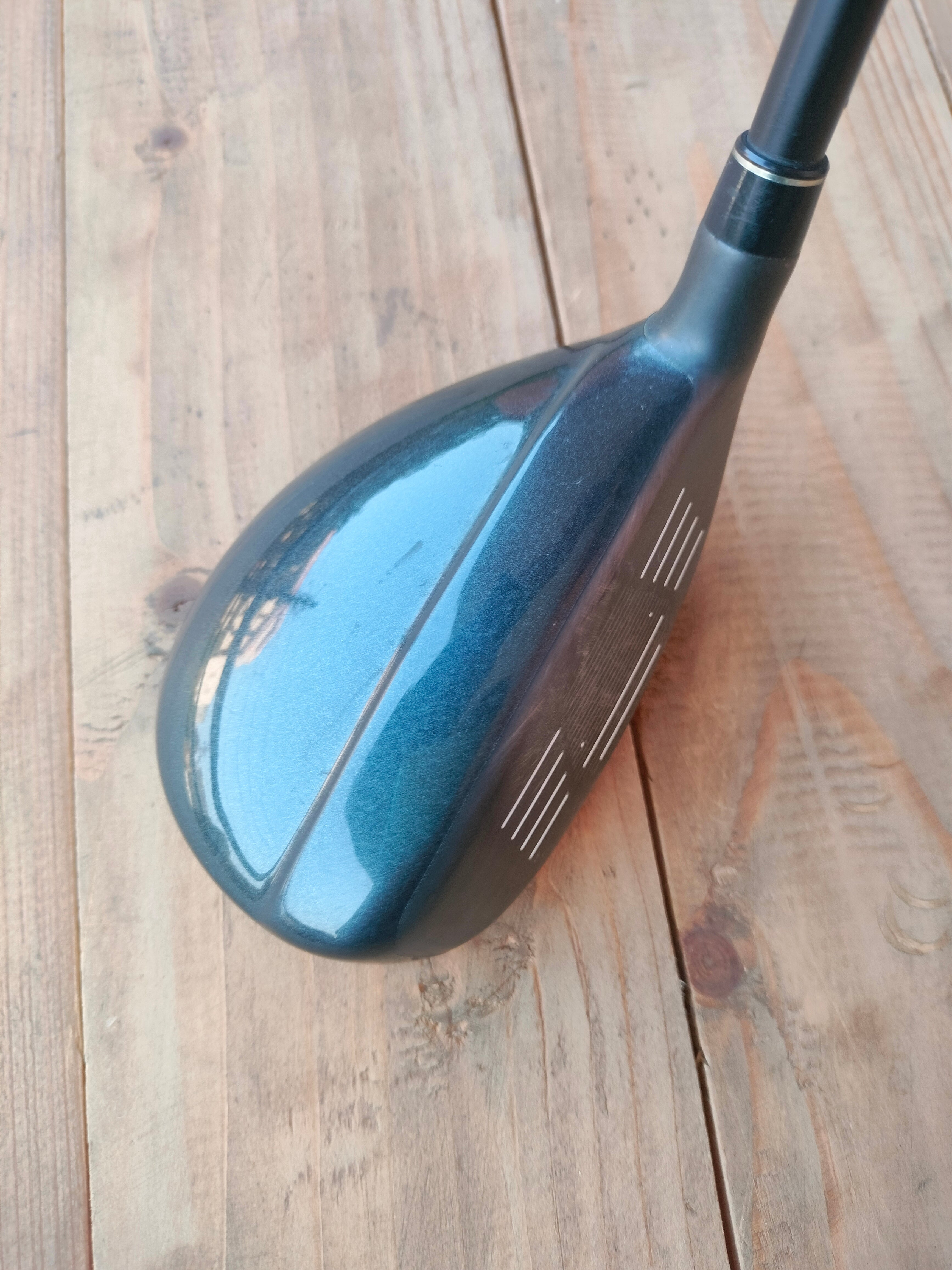 XXIO X Black #4 Hybrid