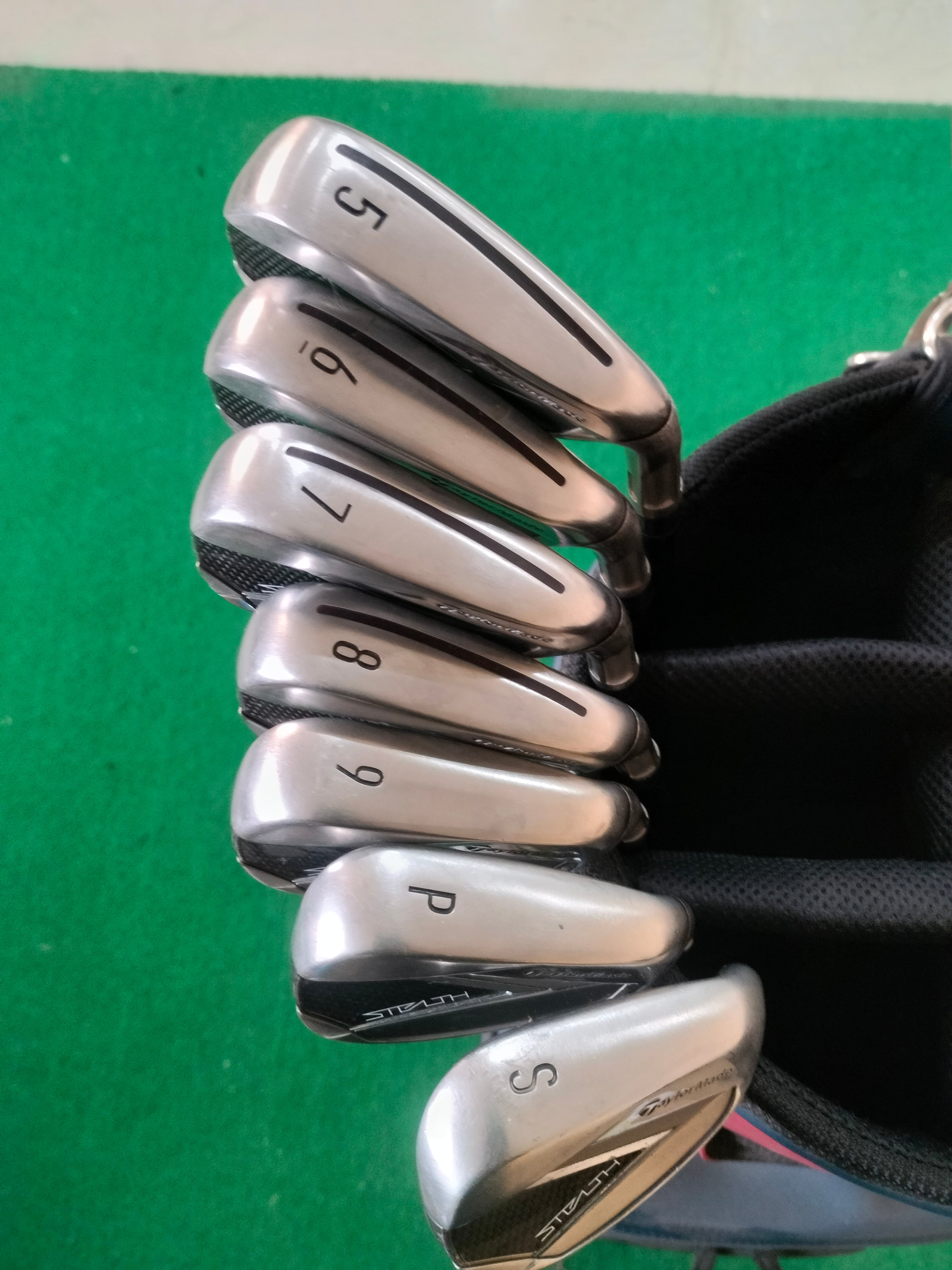 TaylorMade Stealth Iron Set 5-SW