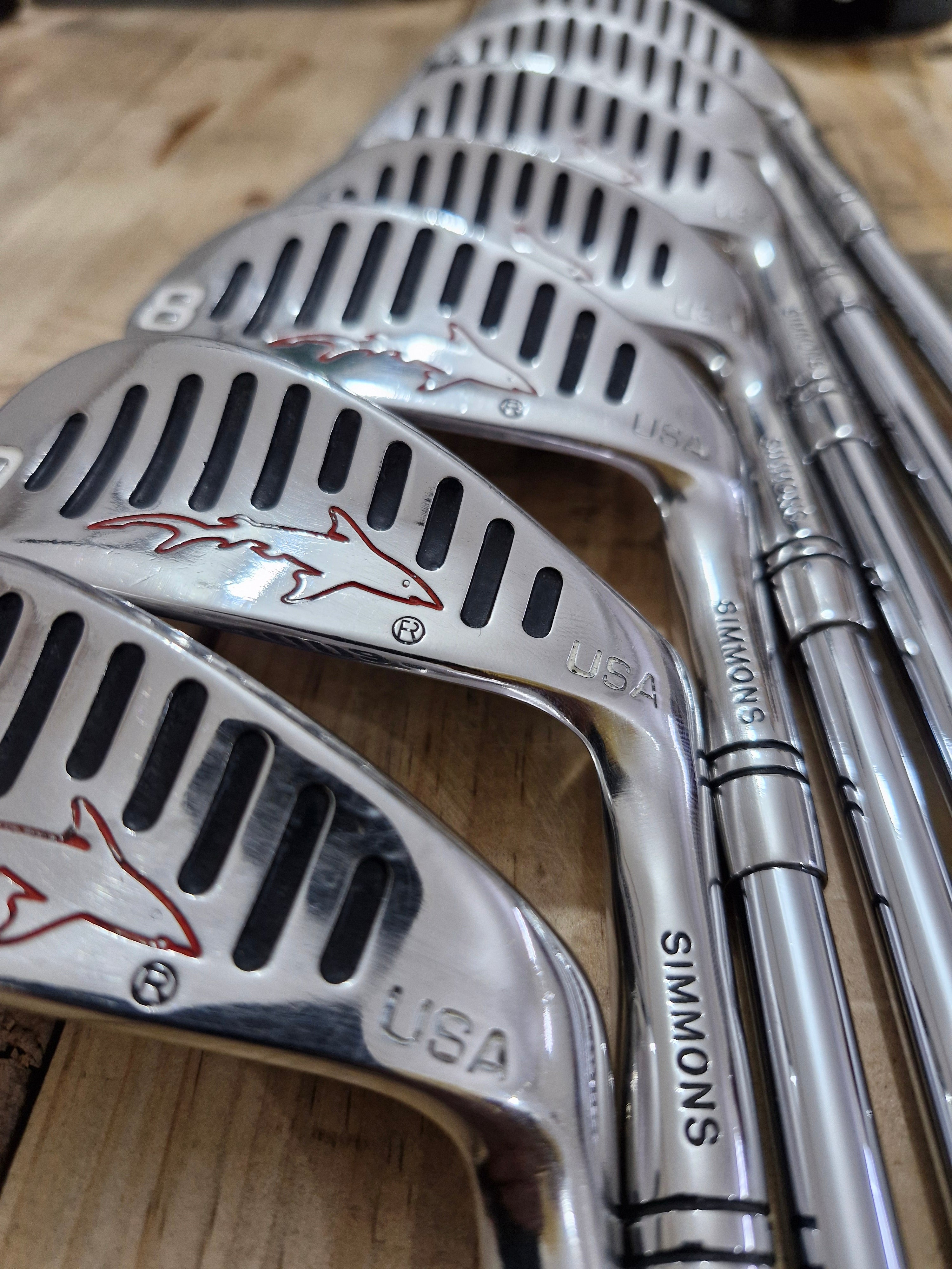 Piranha Simmons Iron Set 4-PW