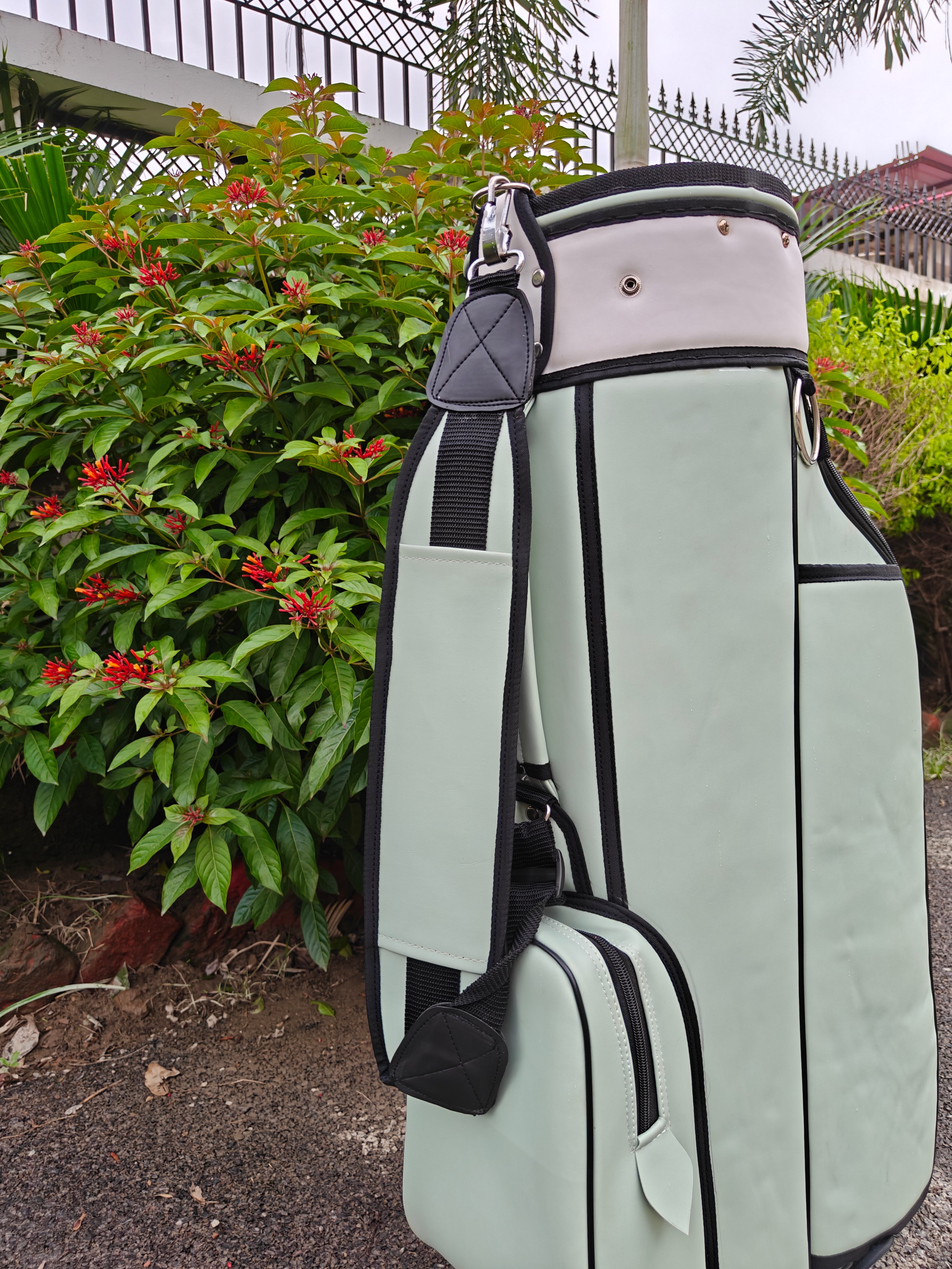 Classic Golf Bag - Mint & White