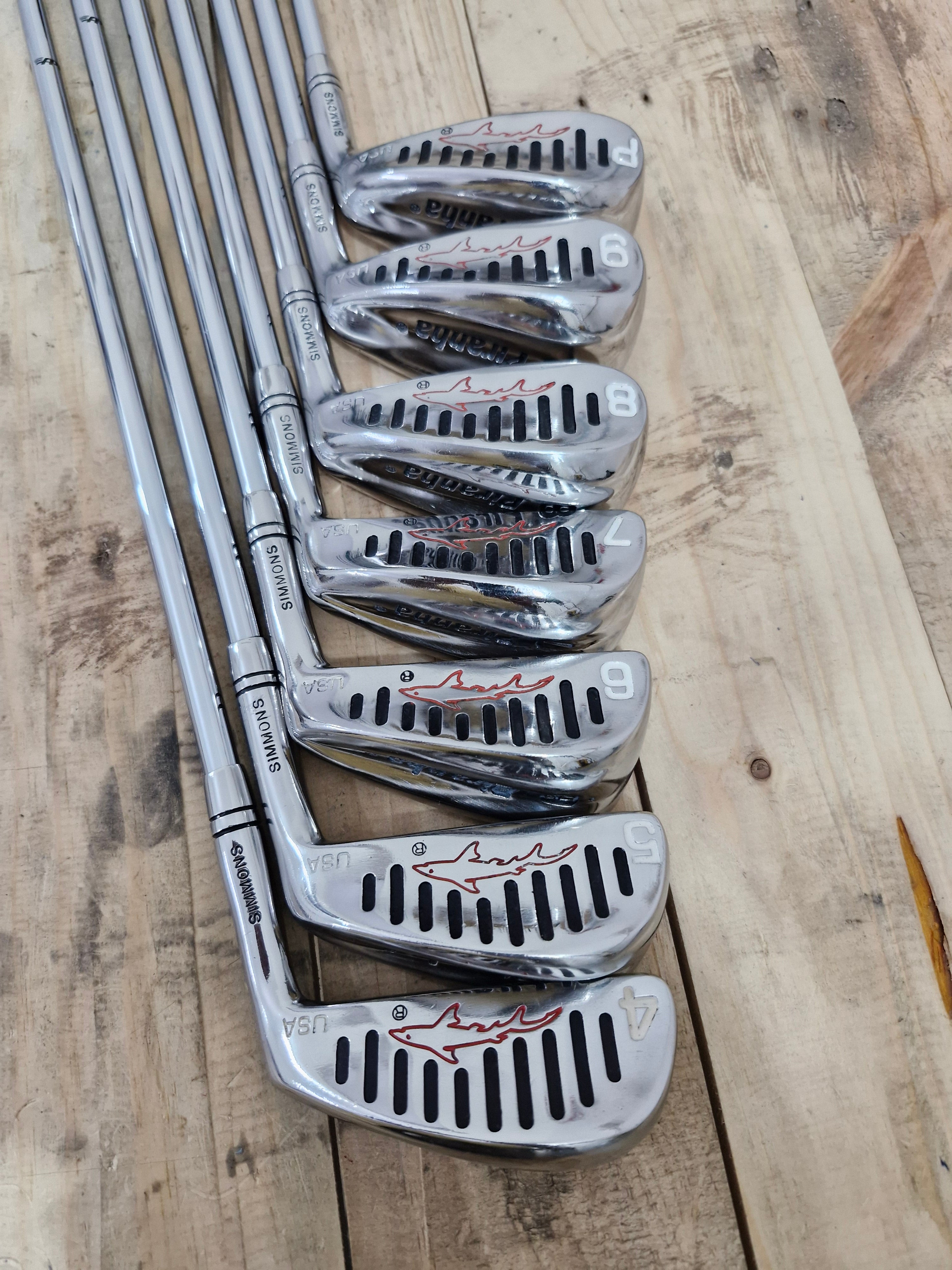 Piranha Simmons Iron Set 4-PW